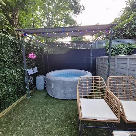 Stylish Maisonette With Hot Tub Brighton Exterior photo